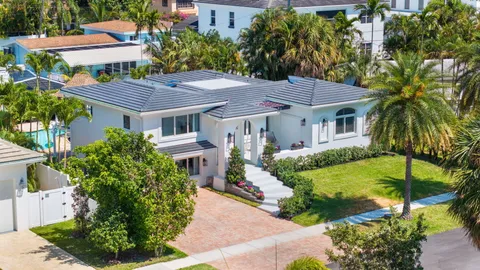 $2,100,000 | 1330 Northeast 4th Avenue, Boca Raton, FL 33432