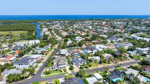 $2,100,000 | 1330 Northeast 4th Avenue, Boca Raton, FL 33432