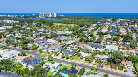 $2,100,000 | 1330 Northeast 4th Avenue, Boca Raton, FL 33432