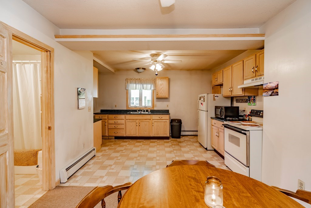 1018-1020 Maple Street Palmer, MA 01069 - Photo 12 of 37