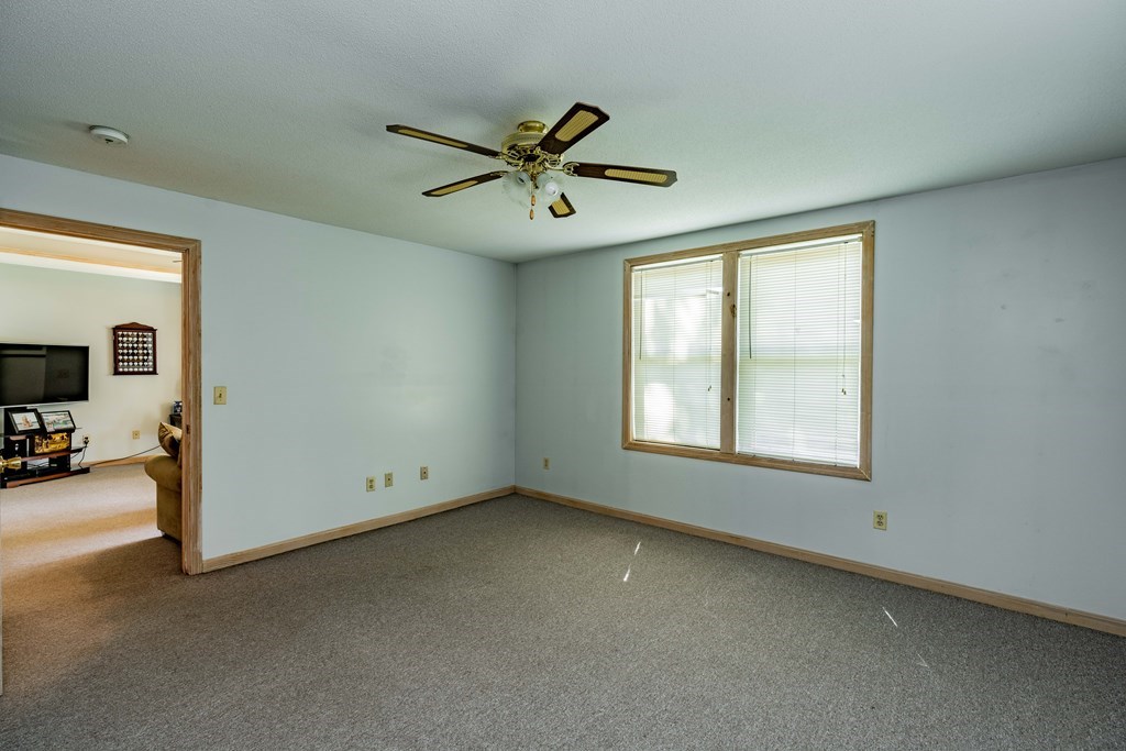 1018-1020 Maple Street Palmer, MA 01069 - Photo 21 of 37