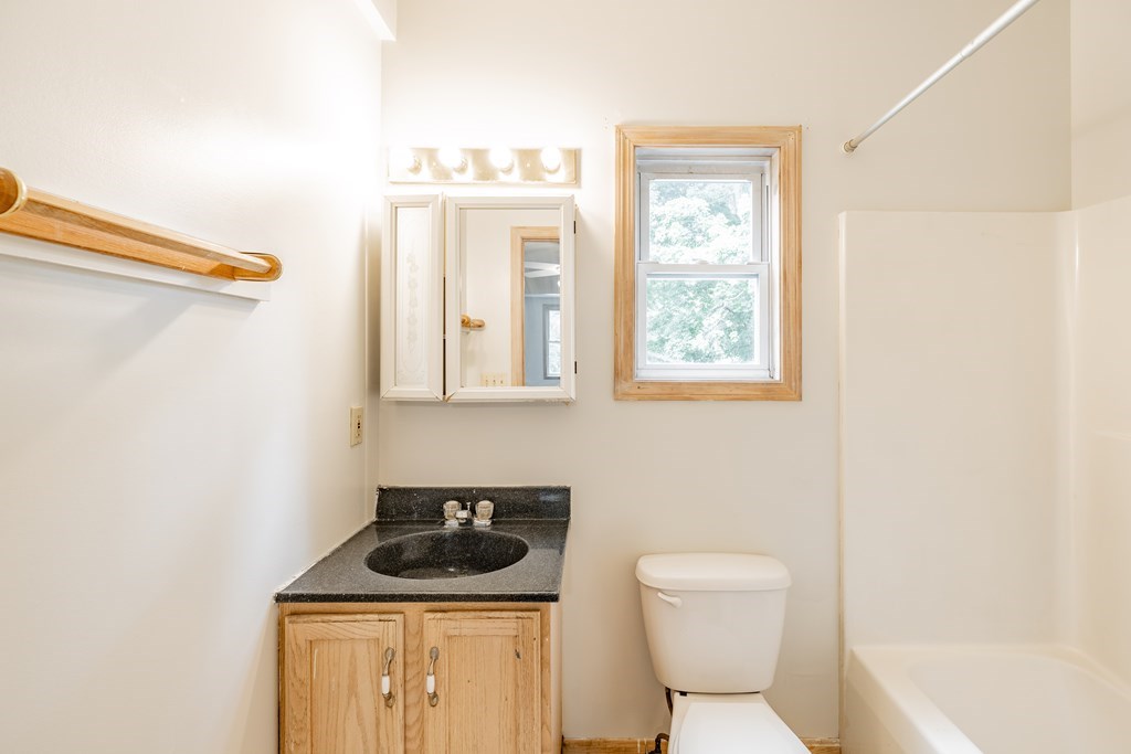 1018-1020 Maple Street Palmer, MA 01069 - Photo 28 of 37