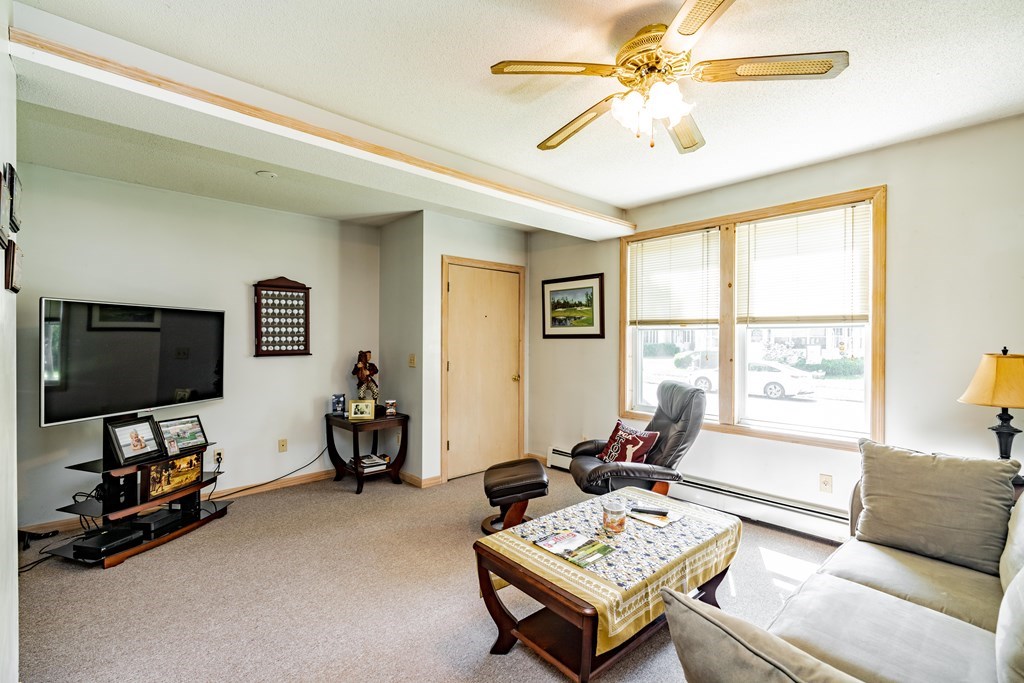 1018-1020 Maple Street Palmer, MA 01069 - Photo 4 of 37