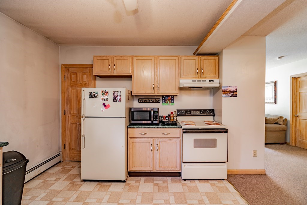 1018-1020 Maple Street Palmer, MA 01069 - Photo 9 of 37