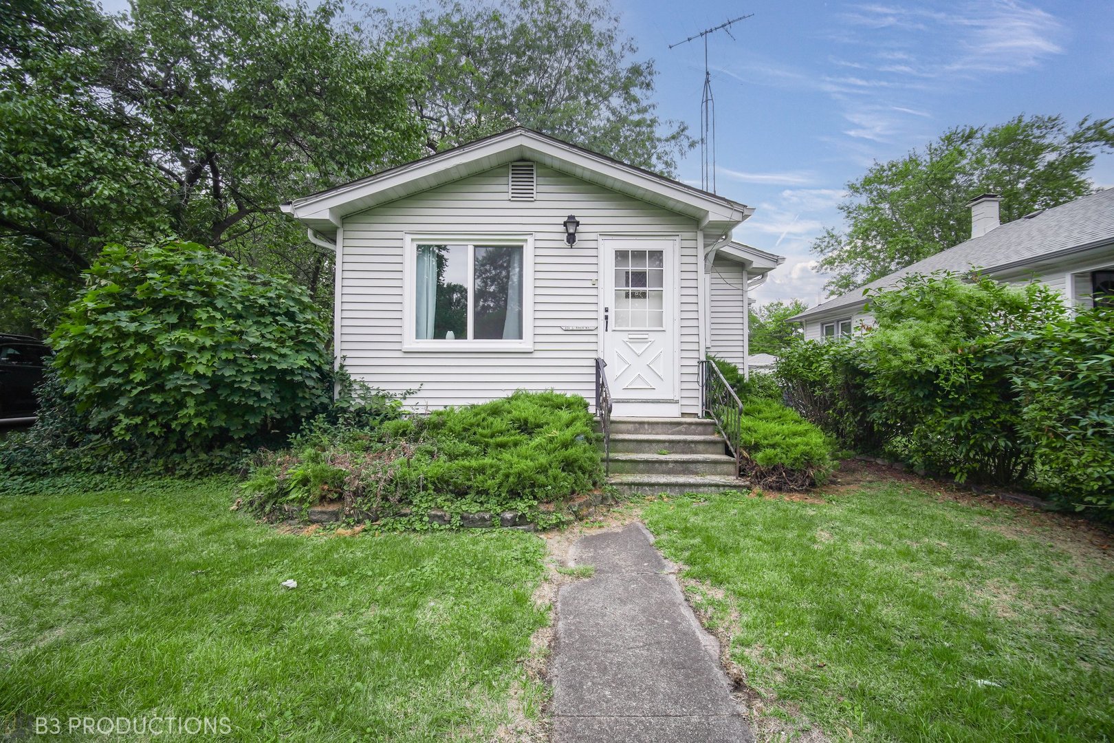 131 South Park Road Joliet, IL 60433 - Photo 1 of 19 Gallery Image 1