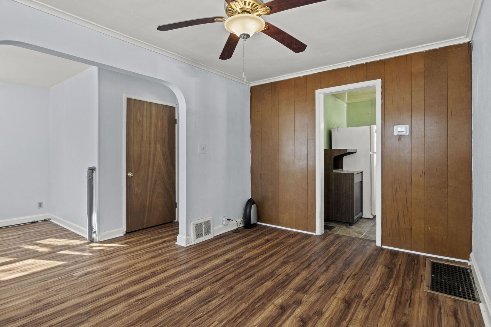 131 South Park Road Joliet, IL 60433 - Photo 7 of 19 Gallery Image 7