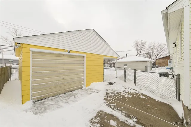 $239,000 | 379 Orchard Drive, Tonawanda, NY 14223