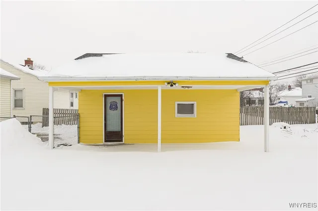 $239,000 | 379 Orchard Drive, Tonawanda, NY 14223