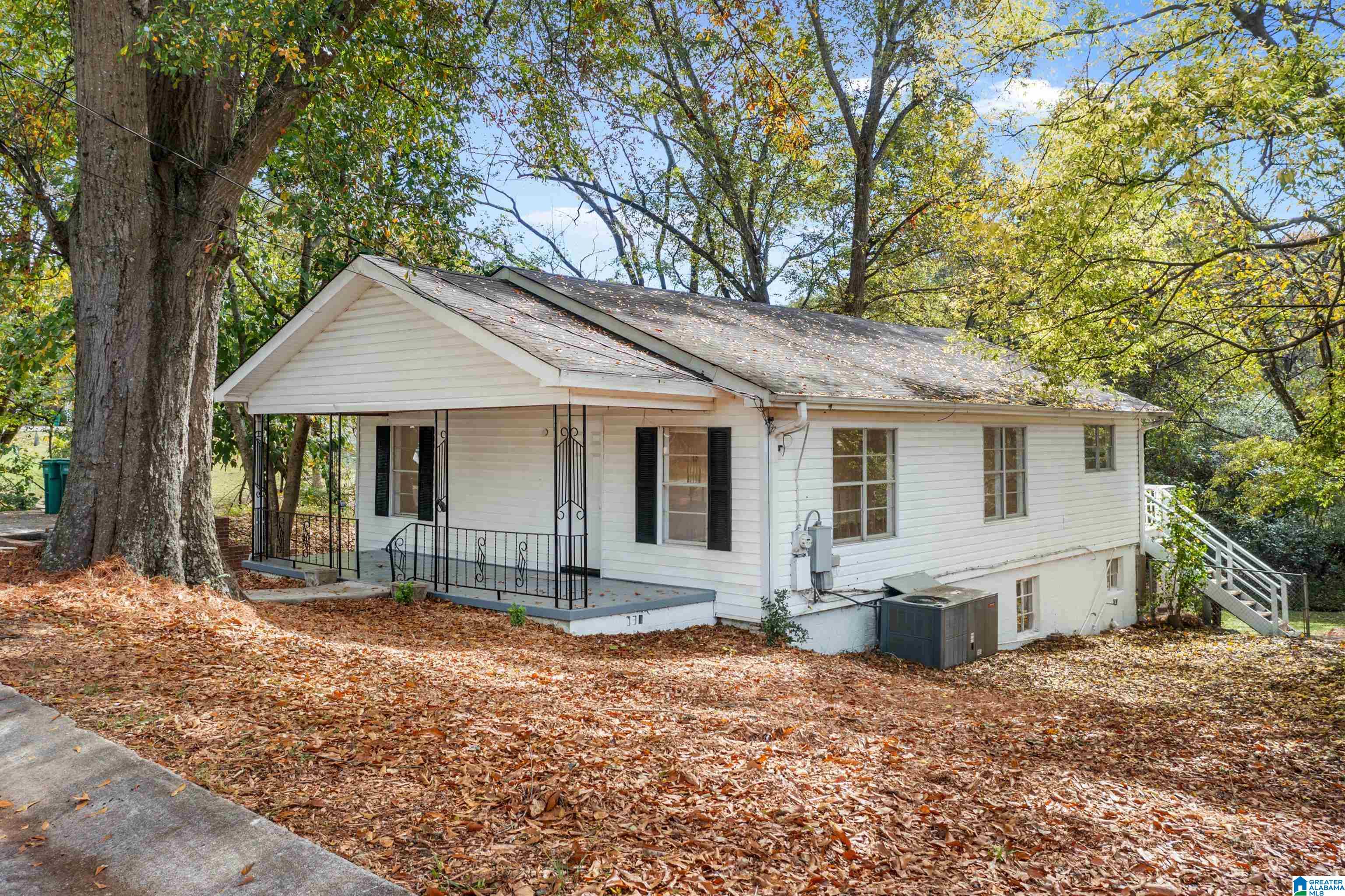 313 10th Street Pleasant Grove, AL 35127 - Photo 1 of 32