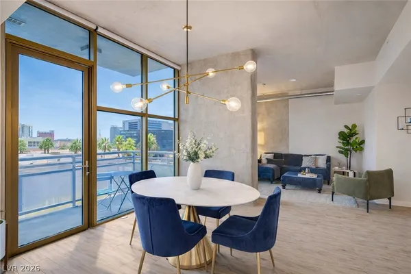 $3,400 | 353 East Bonneville Avenue, Unit 581, Las Vegas, NV 89101