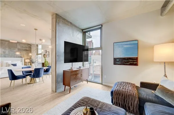 $3,400 | 353 East Bonneville Avenue, Unit 581, Las Vegas, NV 89101