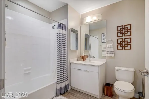 $3,400 | 353 East Bonneville Avenue, Unit 581, Las Vegas, NV 89101