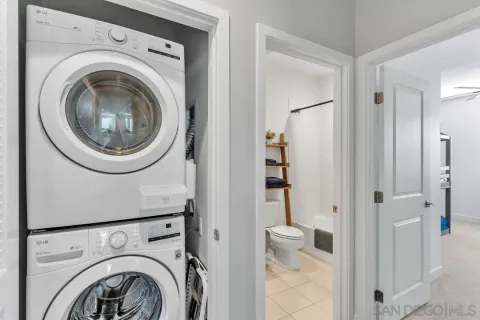 a view of bathroom with washing machine