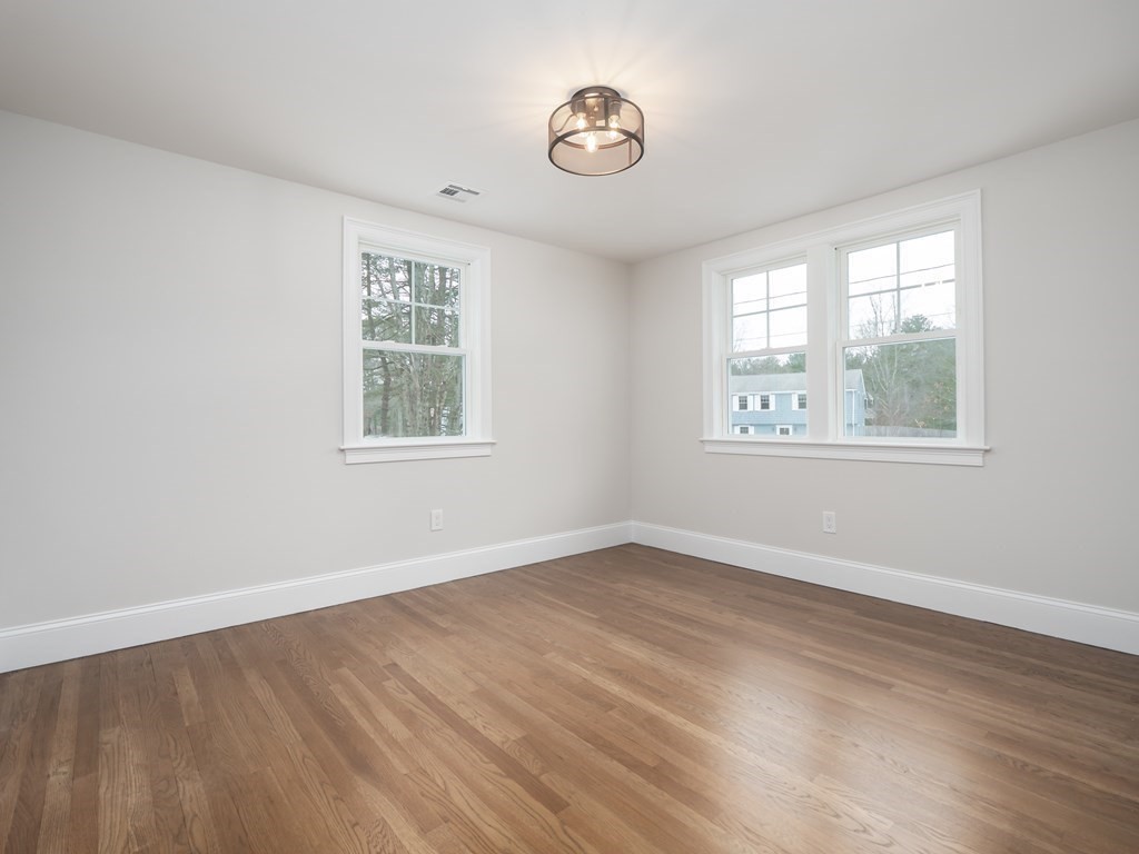 72 Colonial Road Medfield, MA 02052 - Photo 16 of 26 Gallery Image 16