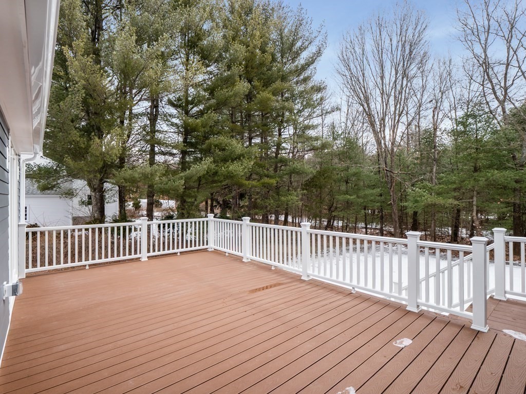 72 Colonial Road Medfield, MA 02052 - Photo 23 of 26 Gallery Image 23