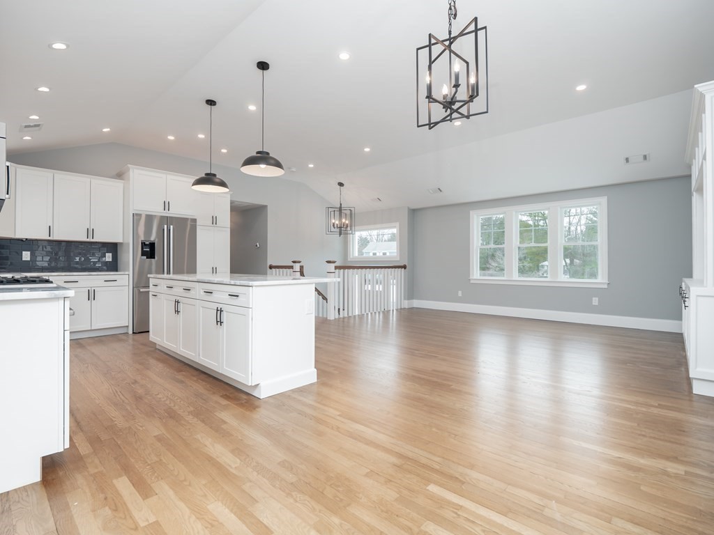 72 Colonial Road Medfield, MA 02052 - Photo 9 of 26 Gallery Image 9