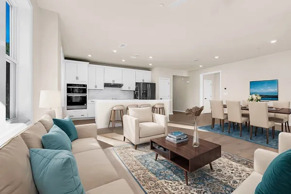 $3,200 | 2 Winslow Lane, Unit 201, Grafton, MA 01536