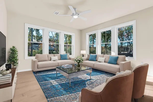 $3,200 | 2 Winslow Lane, Unit 201, Grafton, MA 01536