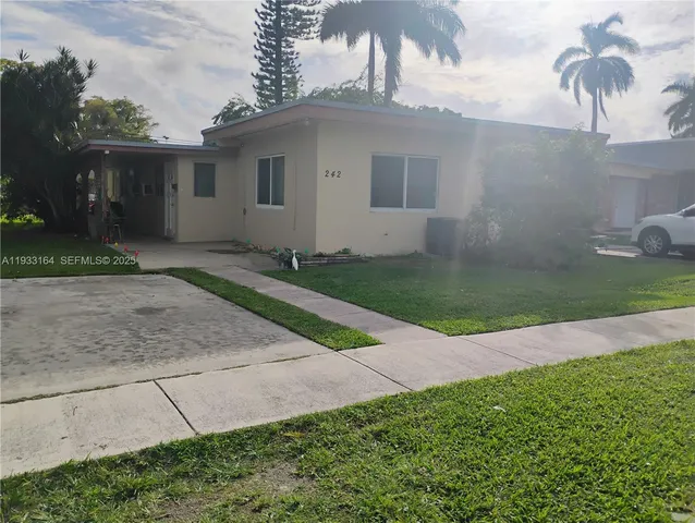 $1,400 | 242 Southeast Park Street, Unit 2, Dania Beach, FL 33004