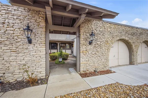 $230,000 | 10217 Conser Street, Overland Park, KS 66212