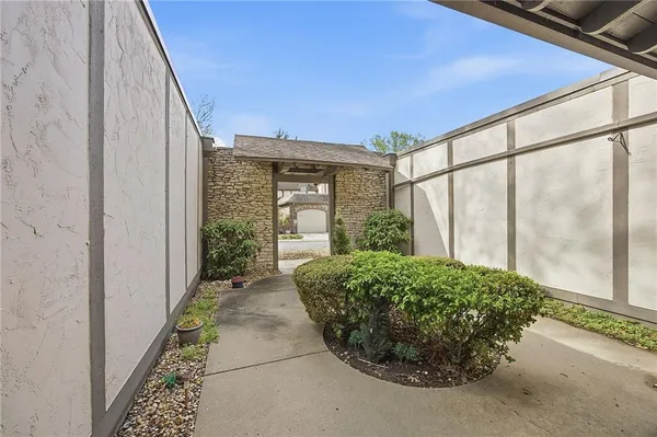 $230,000 | 10217 Conser Street, Overland Park, KS 66212