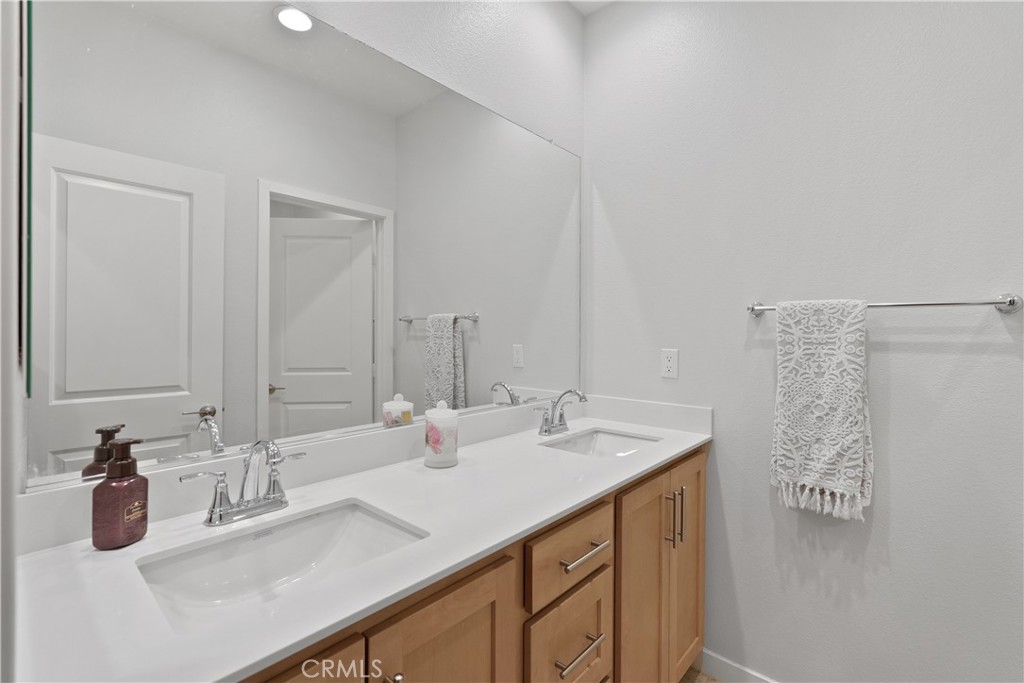 32385 Brunello Way Temecula, CA 92591 - Photo 16 of 56