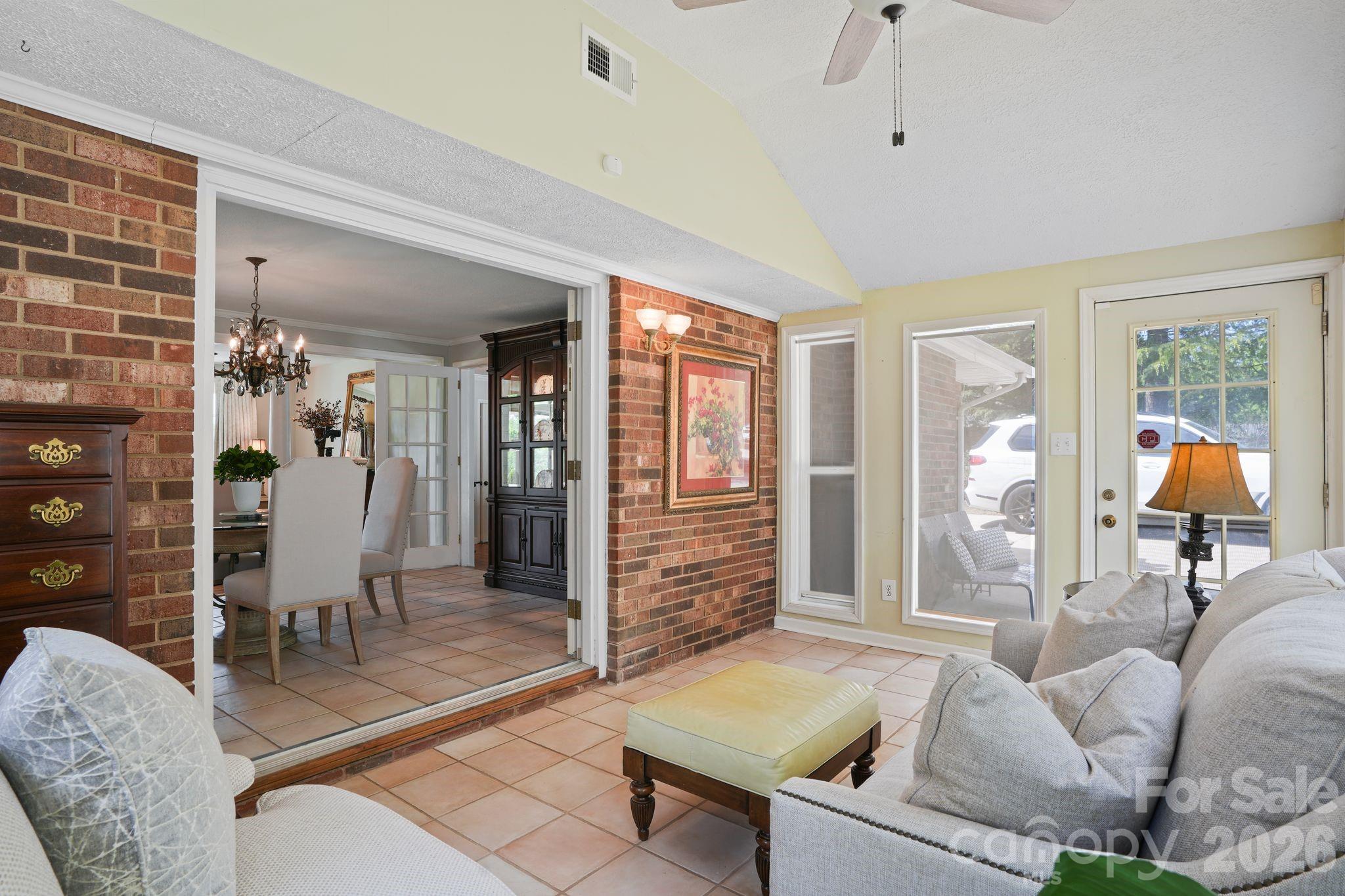 3328 Sulphur Springs Road Northeast Hickory, NC 28601 - Photo 28 of 44