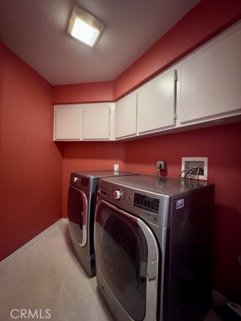 32948 Levi Court Temecula, CA 92592 - Photo 26 of 59 a view of washer and dryer