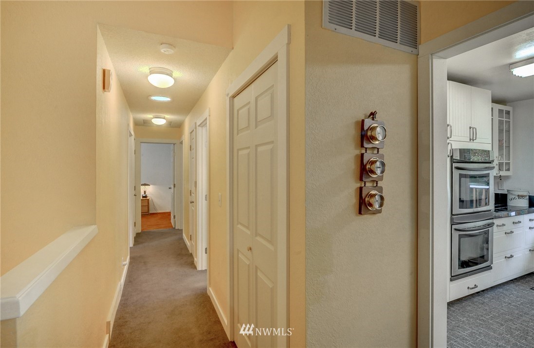 11705 Ingraham Road Snohomish, WA 98290 - Photo 12 of 37