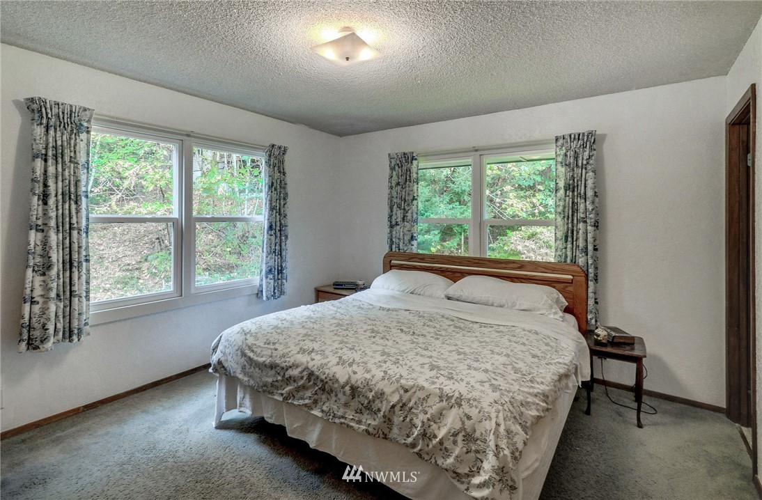11705 Ingraham Road Snohomish, WA 98290 - Photo 14 of 37