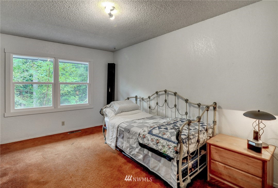 11705 Ingraham Road Snohomish, WA 98290 - Photo 19 of 37