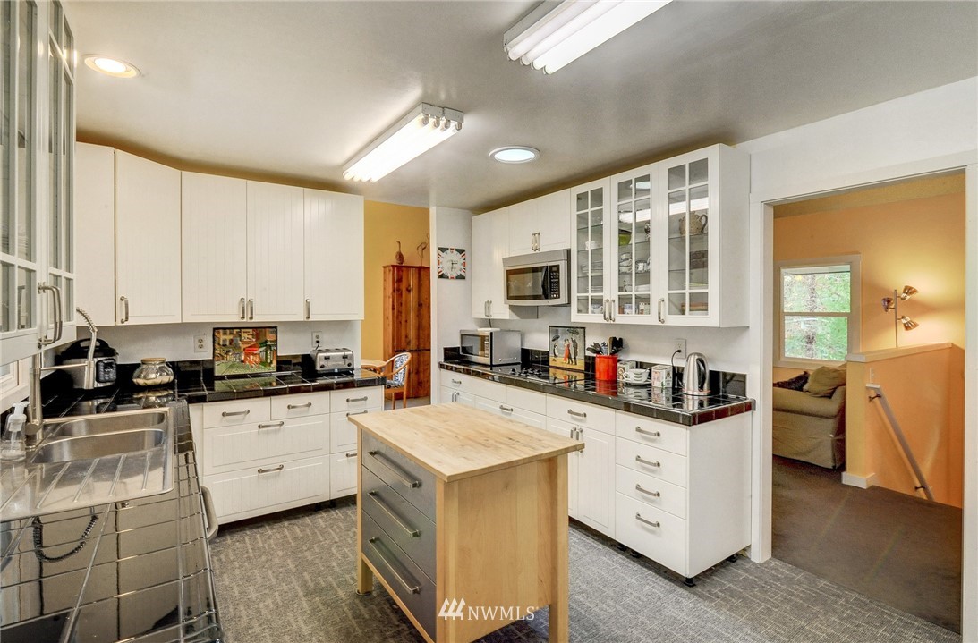 11705 Ingraham Road Snohomish, WA 98290 - Photo 8 of 37