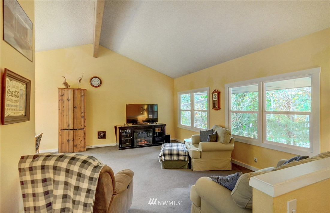 11705 Ingraham Road Snohomish, WA 98290 - Photo 10 of 37