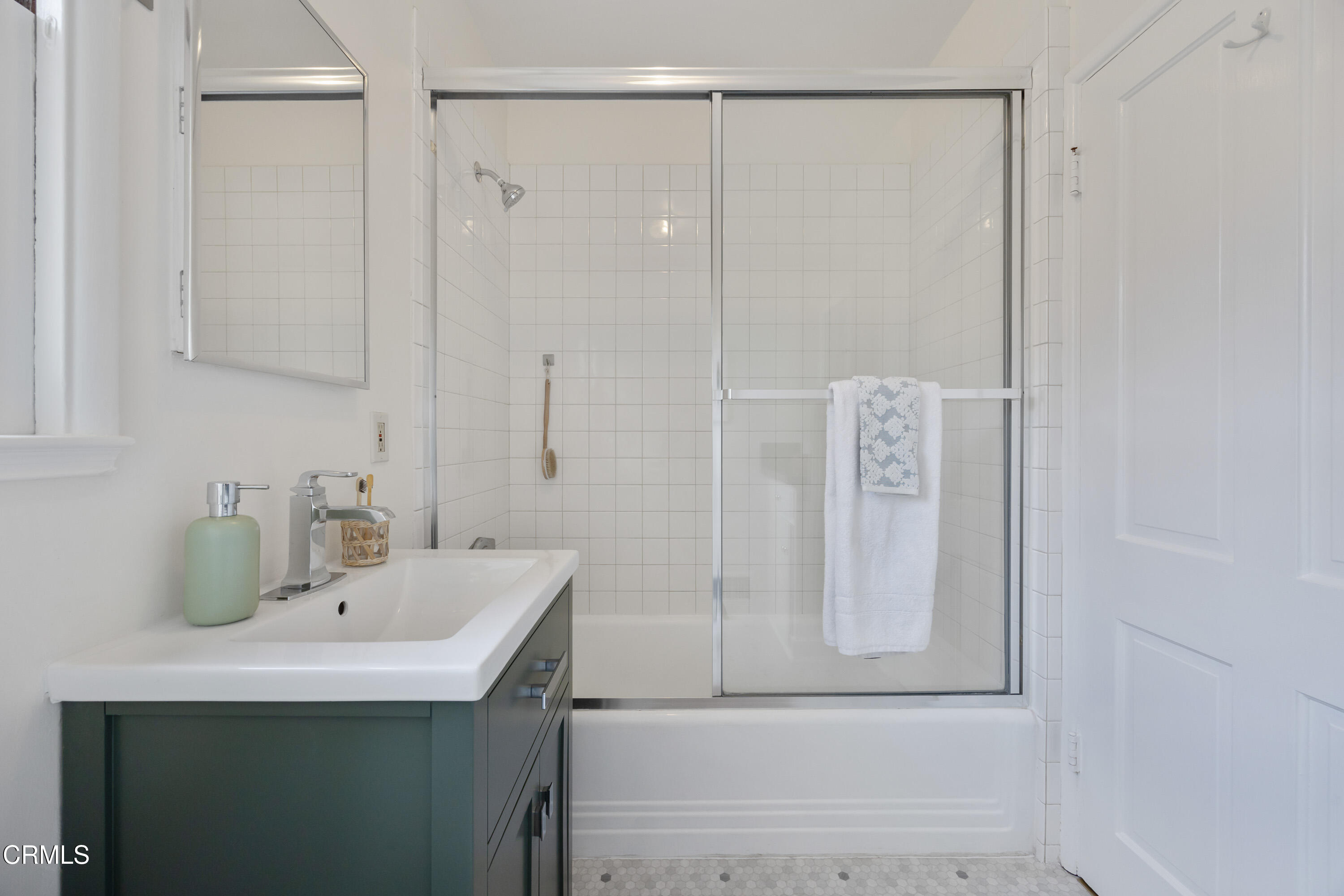 1768 Whitefield Road Pasadena, CA 91104 - Photo 38 of 52 FLEX 3000-40