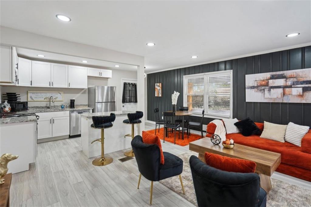 2740 Norma Circle Decatur, GA 30034 - Photo 6 of 36