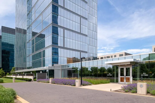 $335,000 | 8161 33rd Avenue South, Unit 209, Bloomington, MN 55425