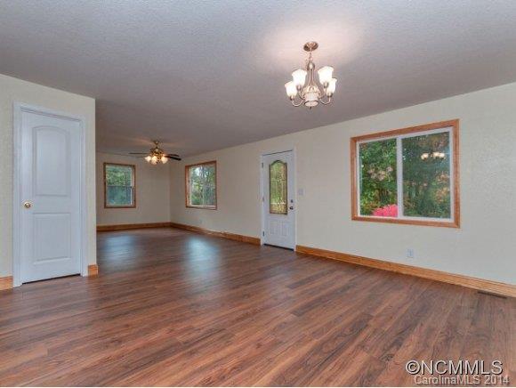 105 Travis Street Clyde, NC 28721 - Photo 2 of 14