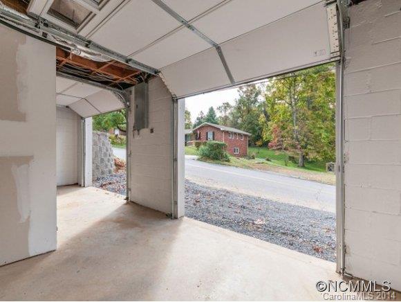 105 Travis Street Clyde, NC 28721 - Photo 13 of 14