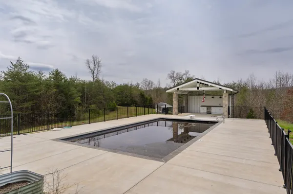 $3,500,000 | 670 Maine Avenue, Wildwood, GA 30757