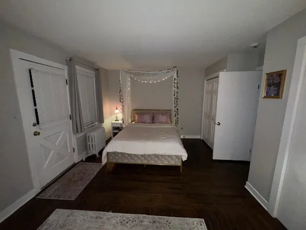 $1,750 | 139 West Russell Street, Unit 2E, Barrington, IL 60010