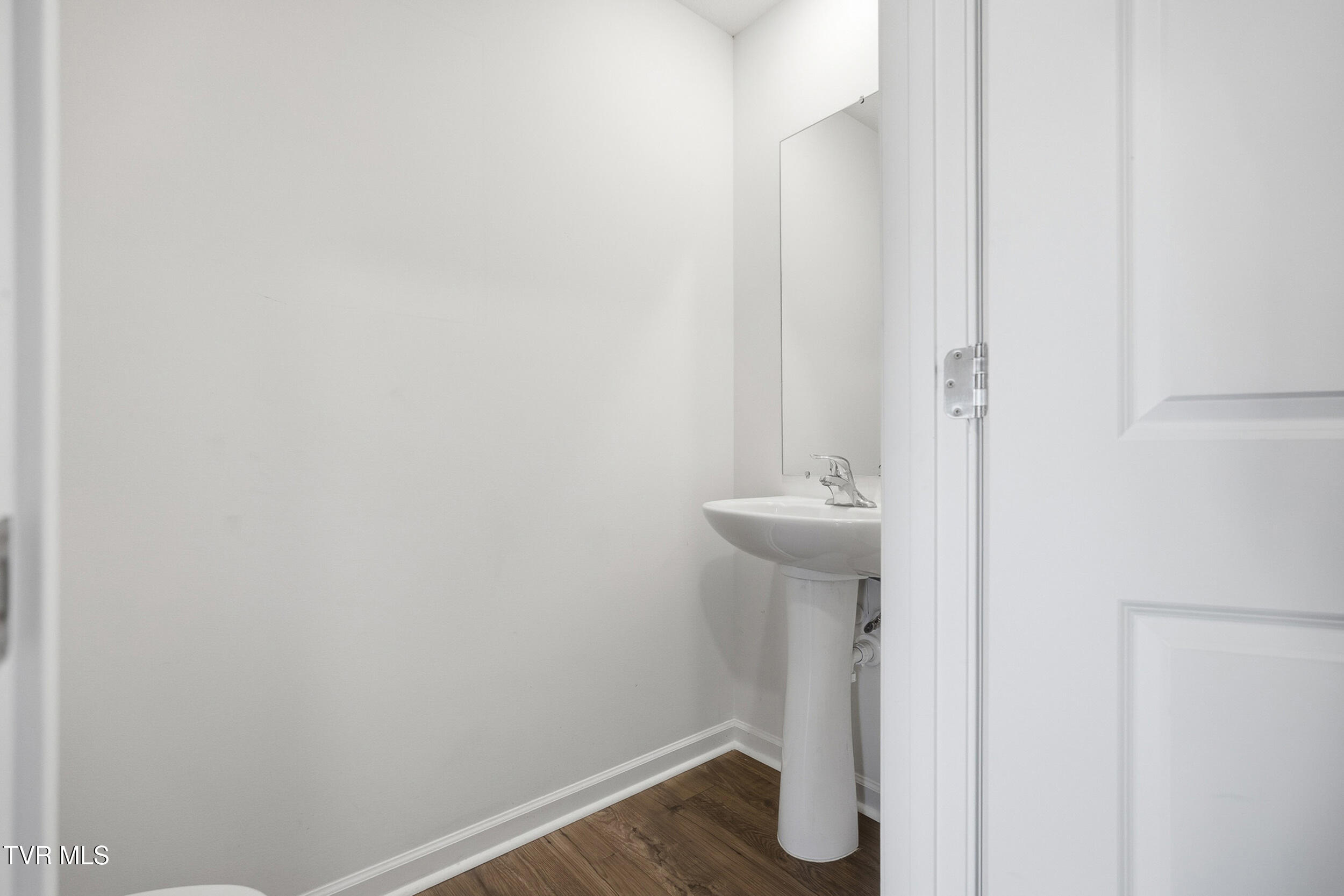 3086 Nicole Circle, Unit 2 Morristown, TN 37814 - Photo 12 of 37 11_dsc07438