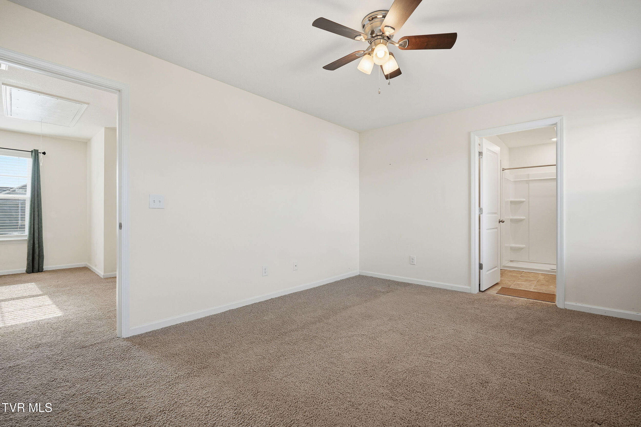 3086 Nicole Circle, Unit 2 Morristown, TN 37814 - Photo 18 of 37 17_dsc07471