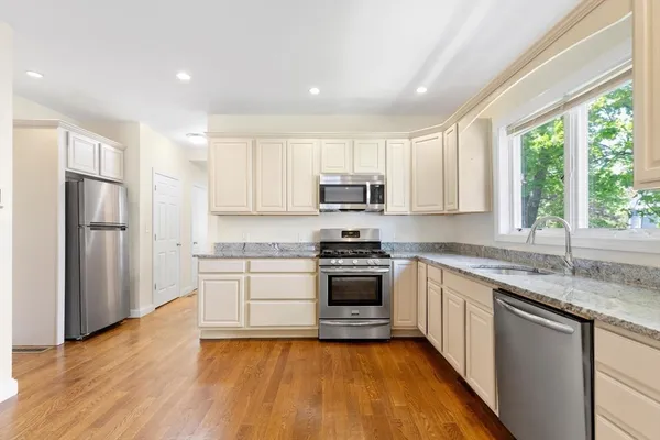 $1,575,000 | 403-405 Reedsdale Road, Milton, MA 02186