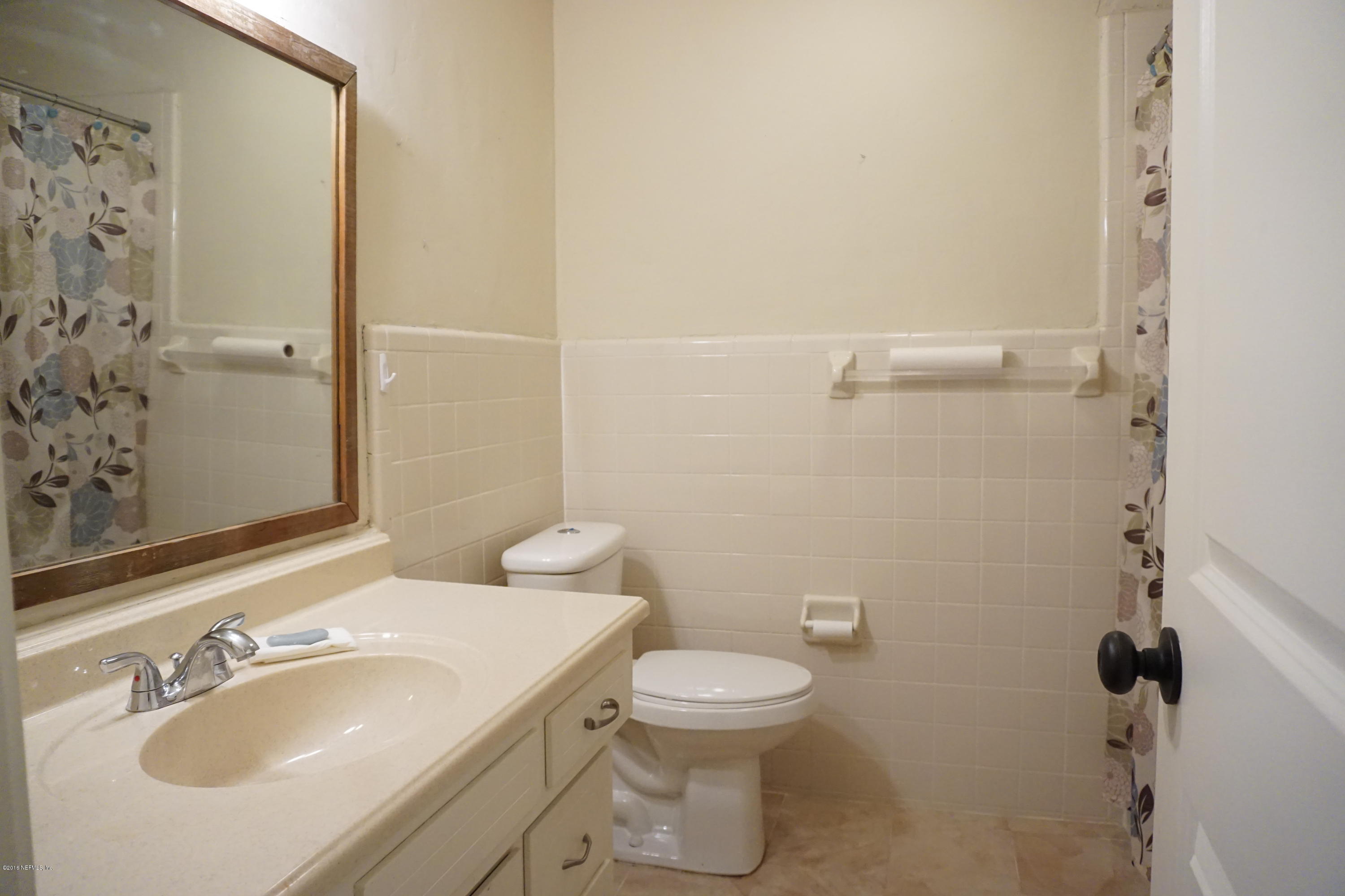 1009 Wilson Road Starke, FL 32091 - Photo 16 of 34 Main Bath