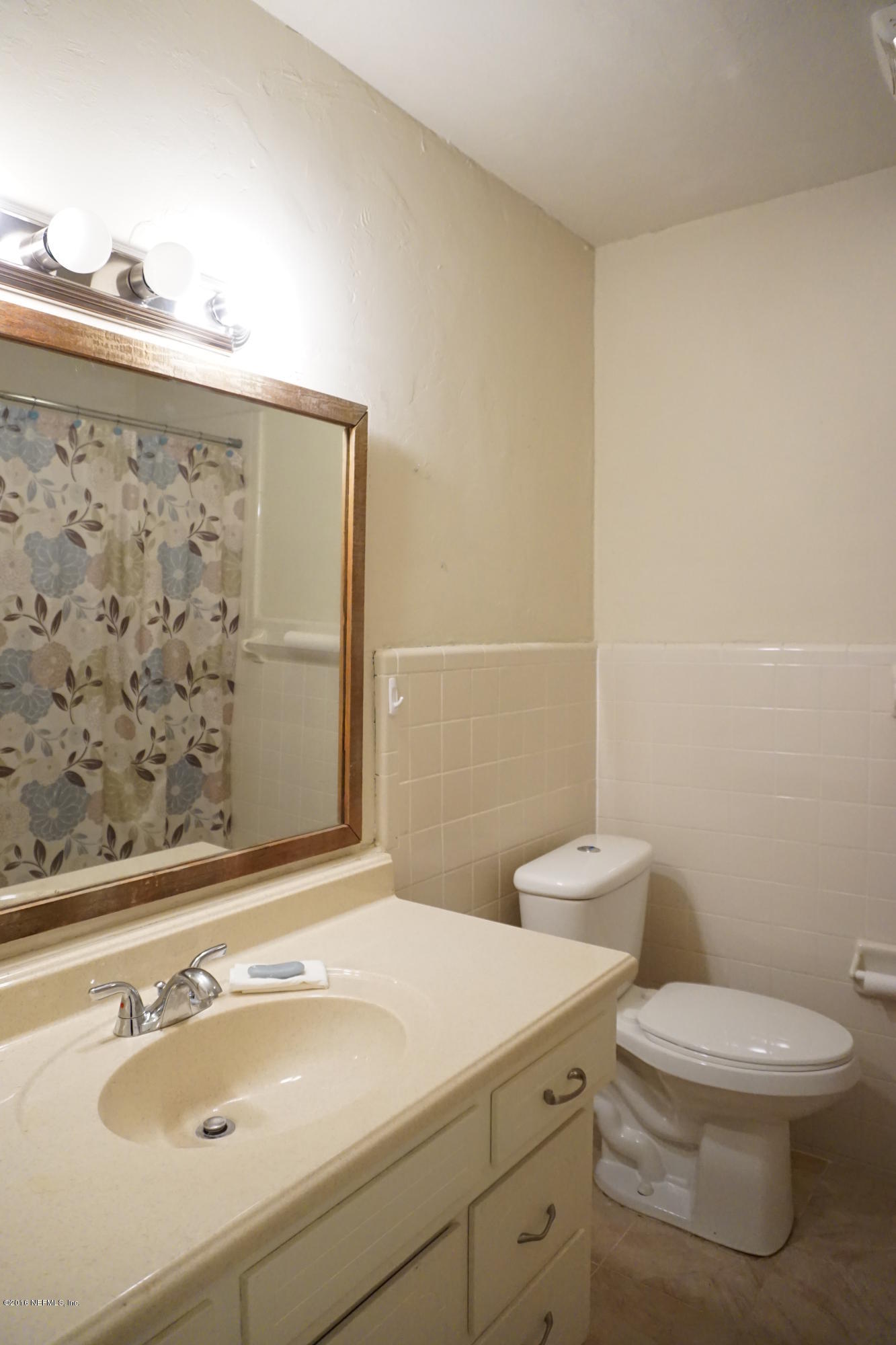 1009 Wilson Road Starke, FL 32091 - Photo 17 of 34 Main Bath