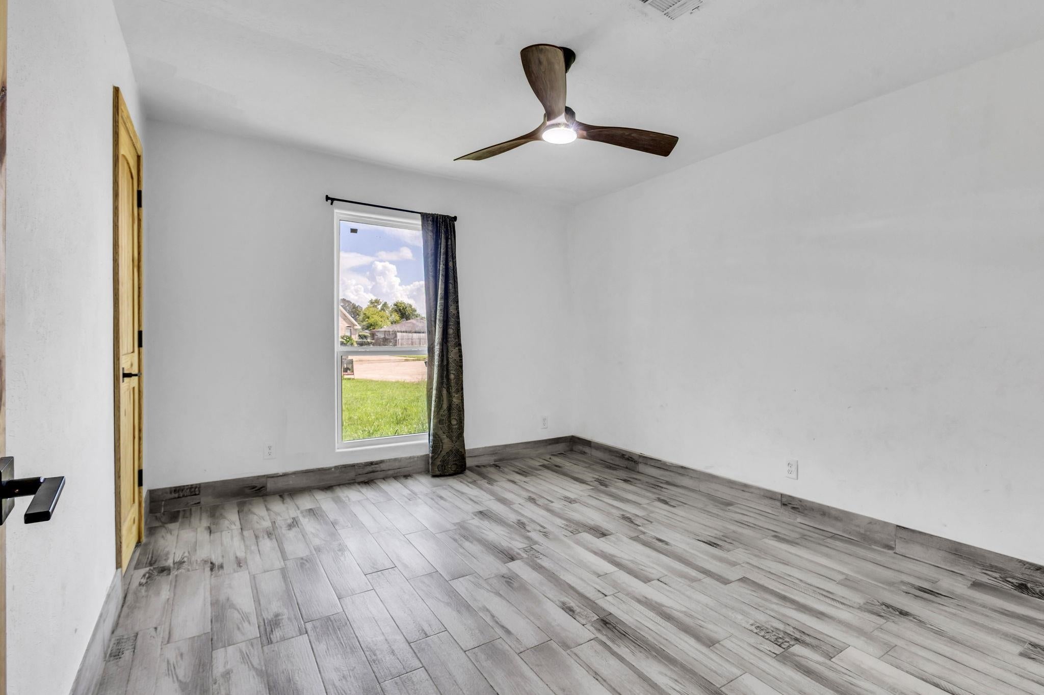 5935 Falcon Lane Beaumont, TX 77708 - Photo 21 of 31 Gallery Image 21