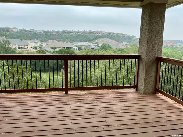 $3,800 | 17922 Maui Sands, San Antonio, TX 78255