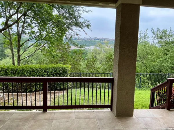 $3,800 | 17922 Maui Sands, San Antonio, TX 78255