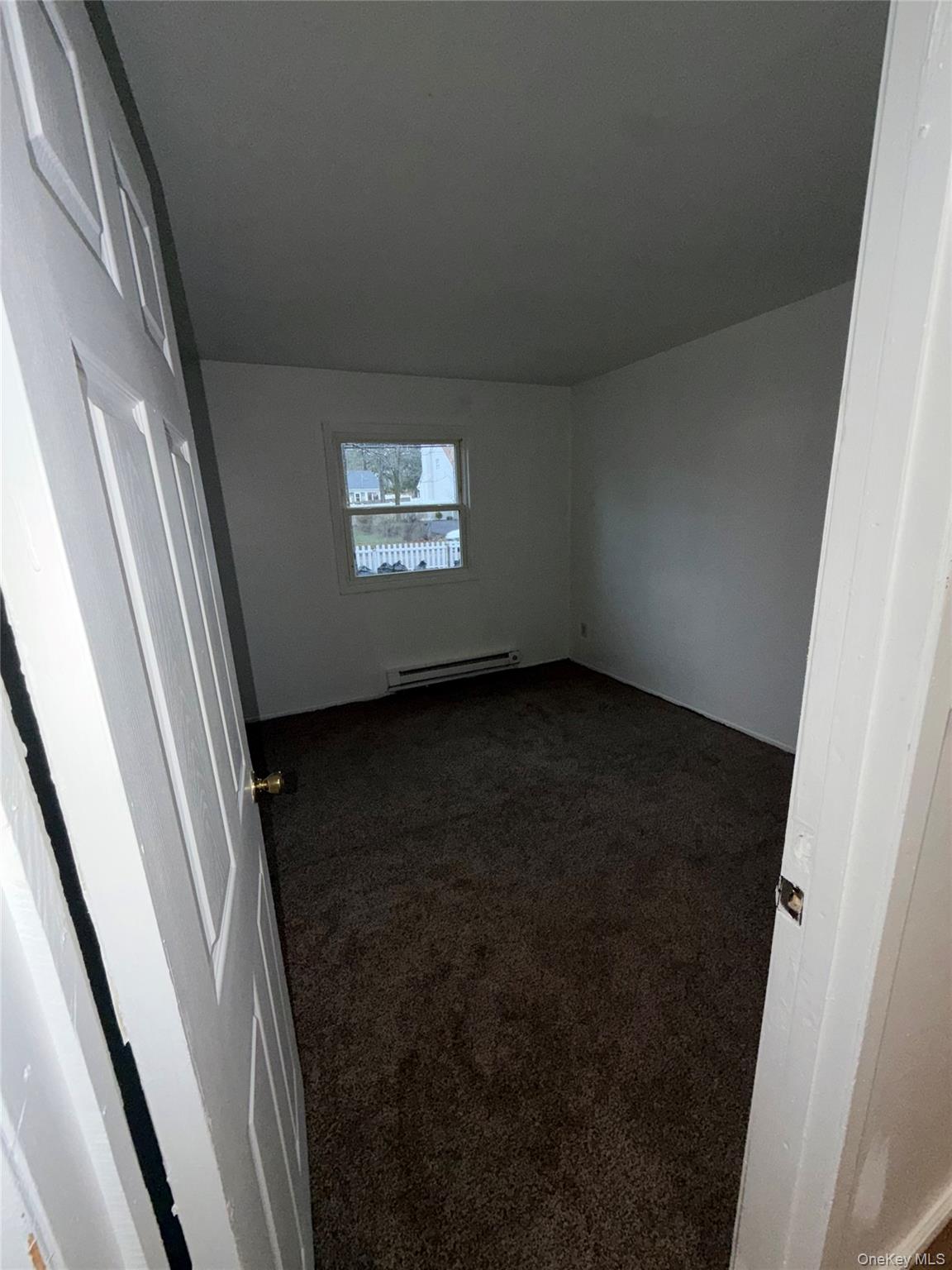 546 Granny Road Medford, NY 11763 - Photo 9 of 15