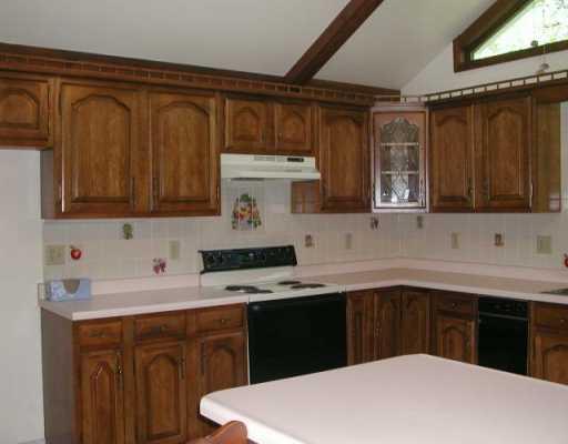 408 Bellview Road Connellsville, PA 15425 - Photo 2 of 8 Kitchen.